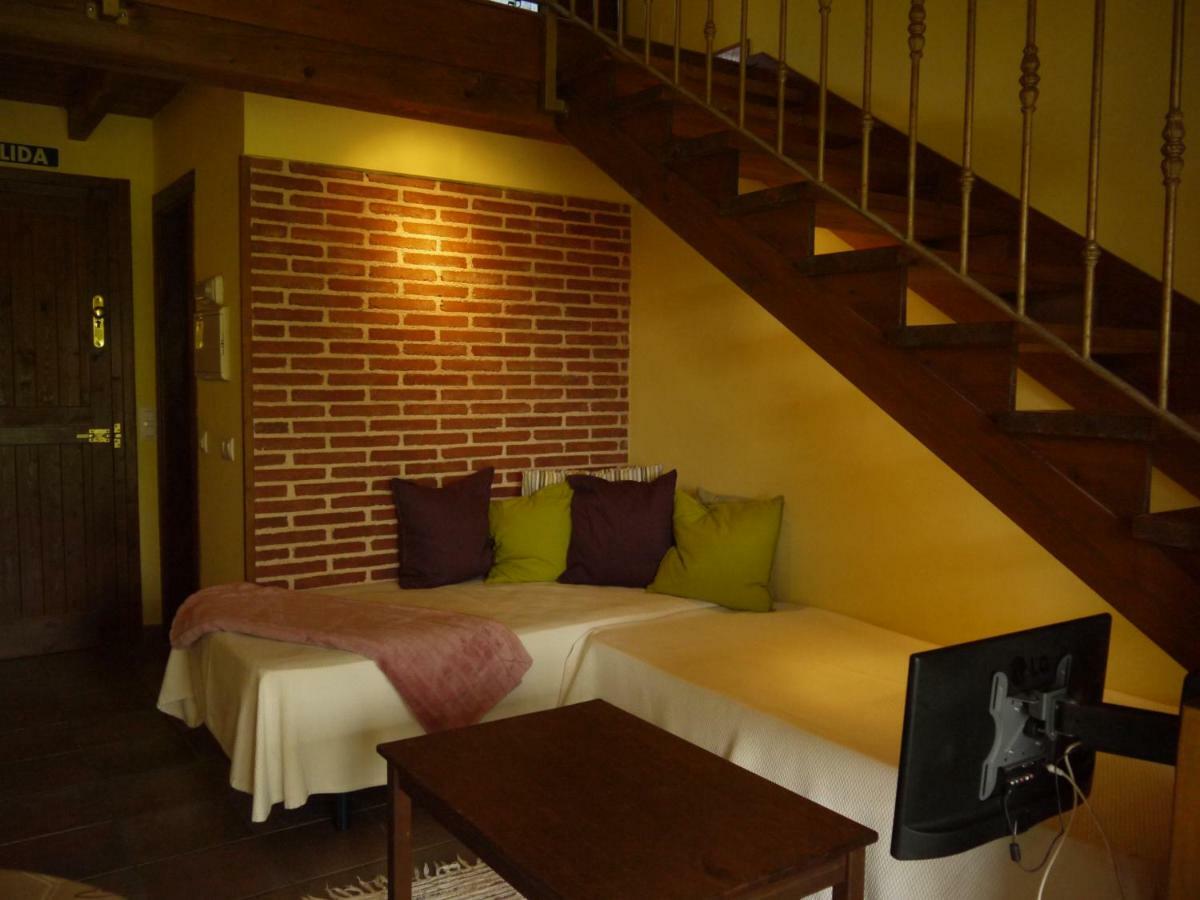 Apartamentos Rurales Rincon De San Martin Grazanes Eksteriør bilde